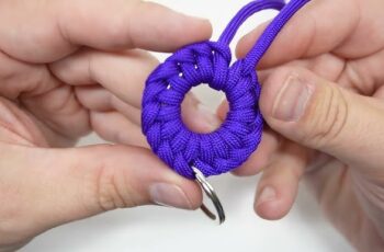 Make a Pendant Key Ring DIY